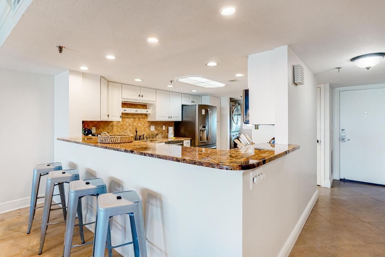 Surf Dweller 710 Apartment *
