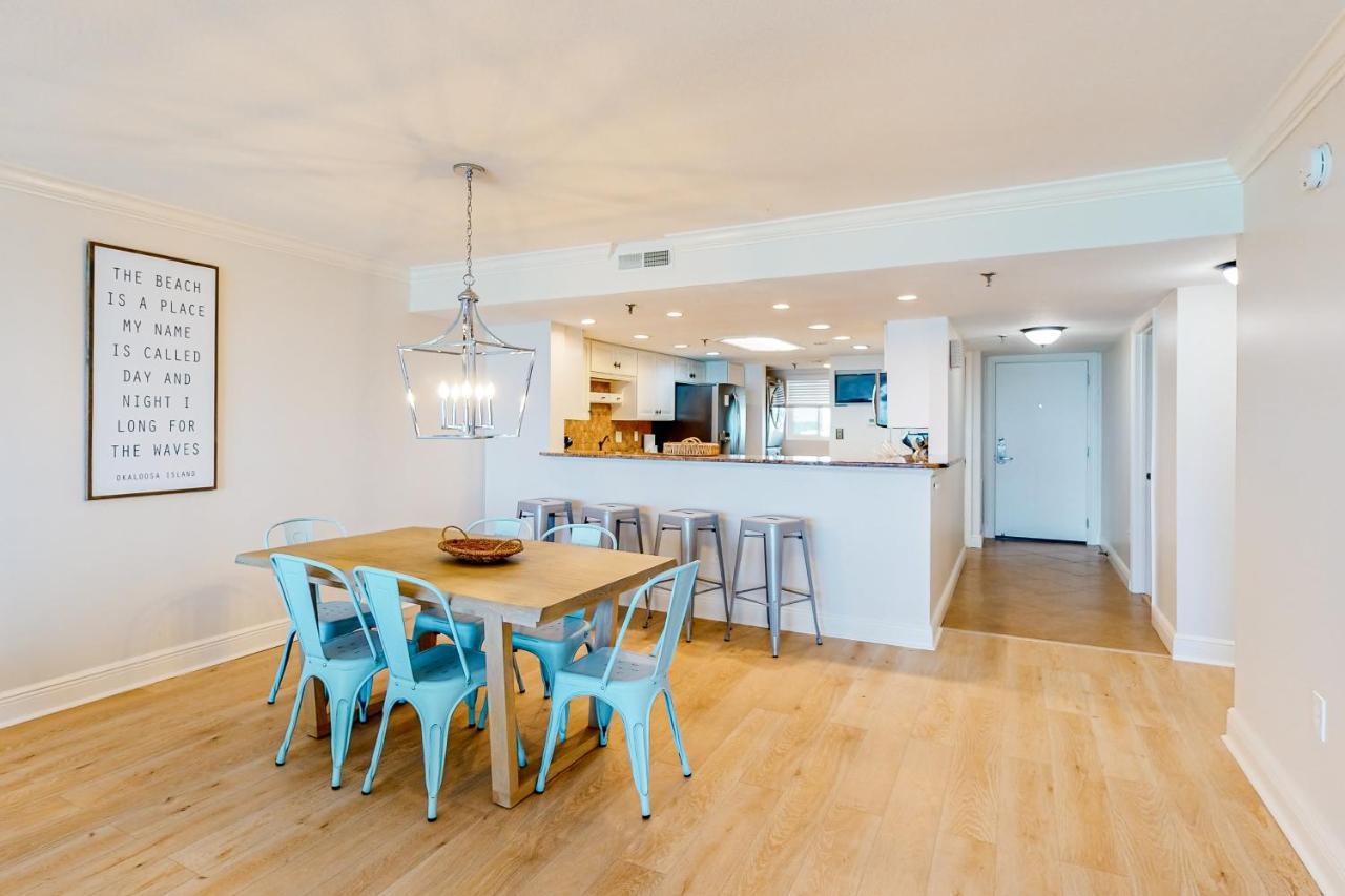 Surf Dweller 710 Apartment