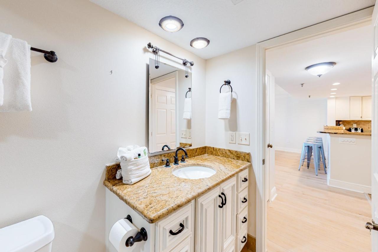Surf Dweller 710 Apartment *